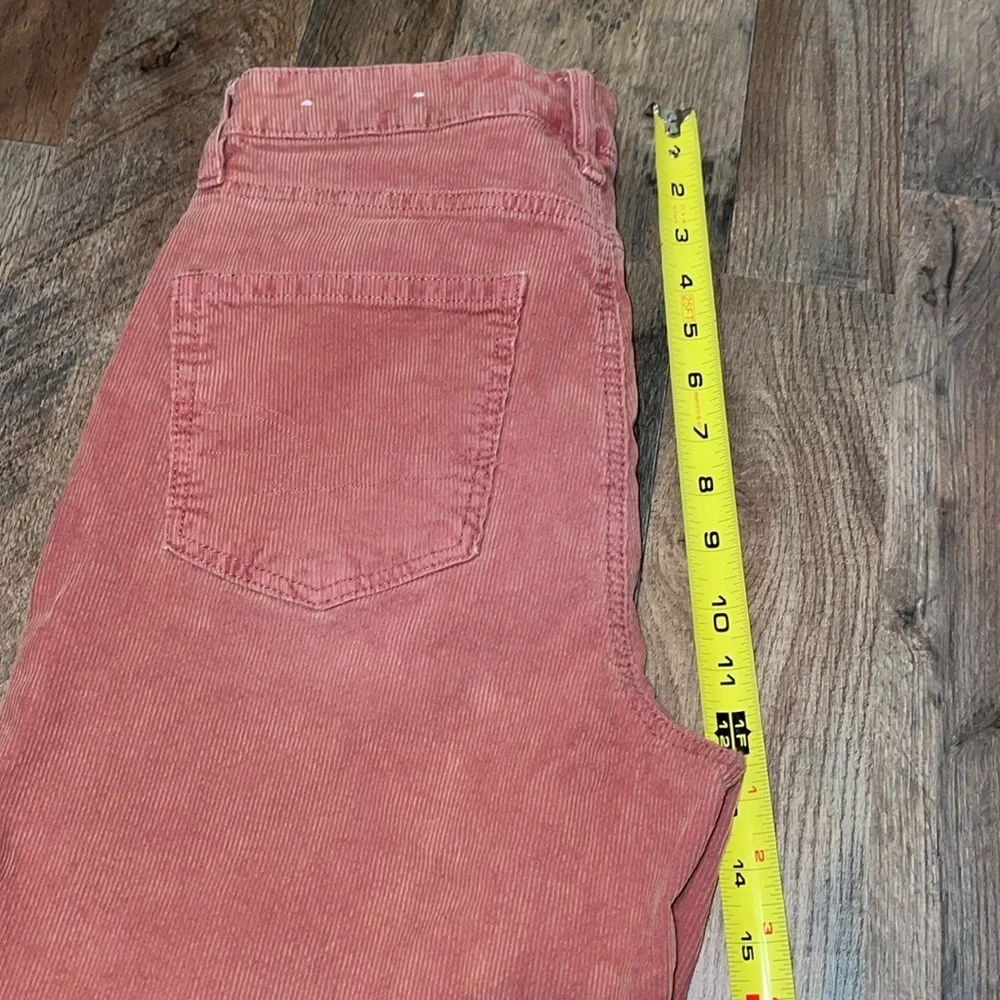 American Eagle Outfitters Mom Straight Jean‎ Corduroy’s.  Size 6. - Picture 10 of 11